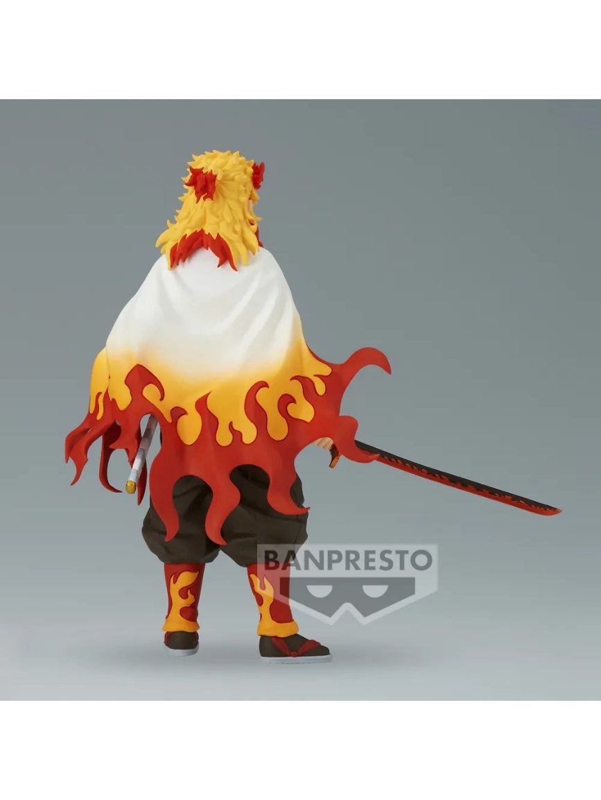 Demon Slayer: Kimetsu no Yaiba - Kyojuro Rengoku Figur - Banpresto - Anime Beyond